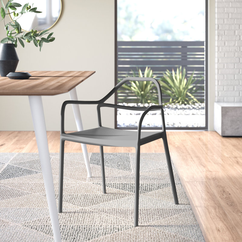 Chaise avec accoudoirs Chewie, gris