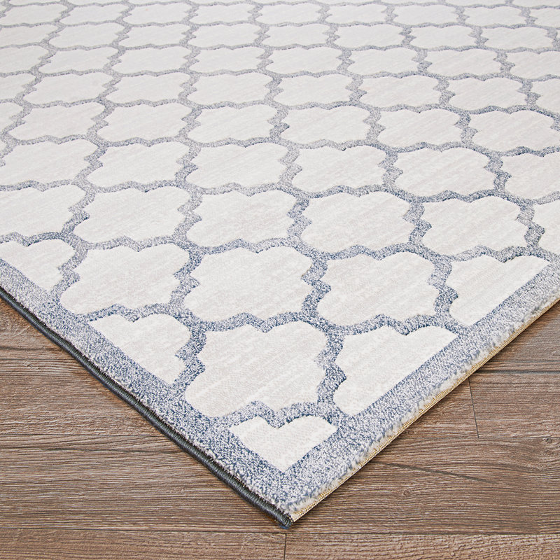 Eunie Geometric Indoor Rug, Rectangle 2' x 3'11"