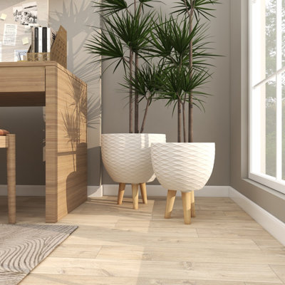 Escondido Planter