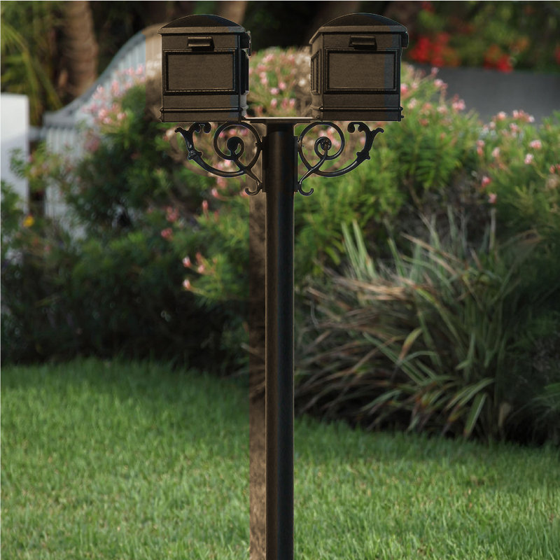 Hanford Aluminum Post Mounted Mailbox, Bronze