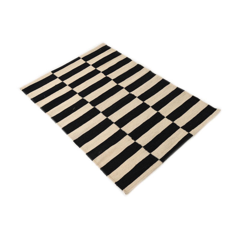Tapis noir et blanc Osbourne