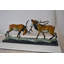 Statue en bronze de cerf Fighting Machesney montée sur une base en marbre Taille: 32 po x 8 po x H 14 po