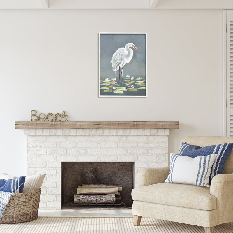 White Heron & Pond Lilies, art de la giclée encadrée par Lucca Sheppard, Giclée encadrée blanc bord de mer