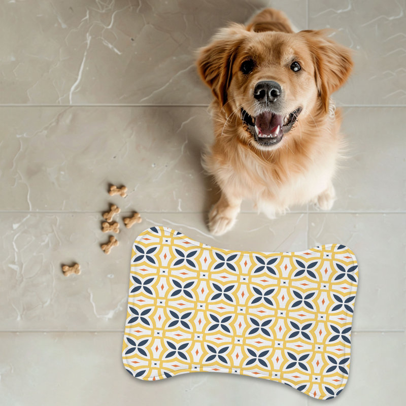 Tile Crimson - 1 Piece Bone Shape Feeding Mat