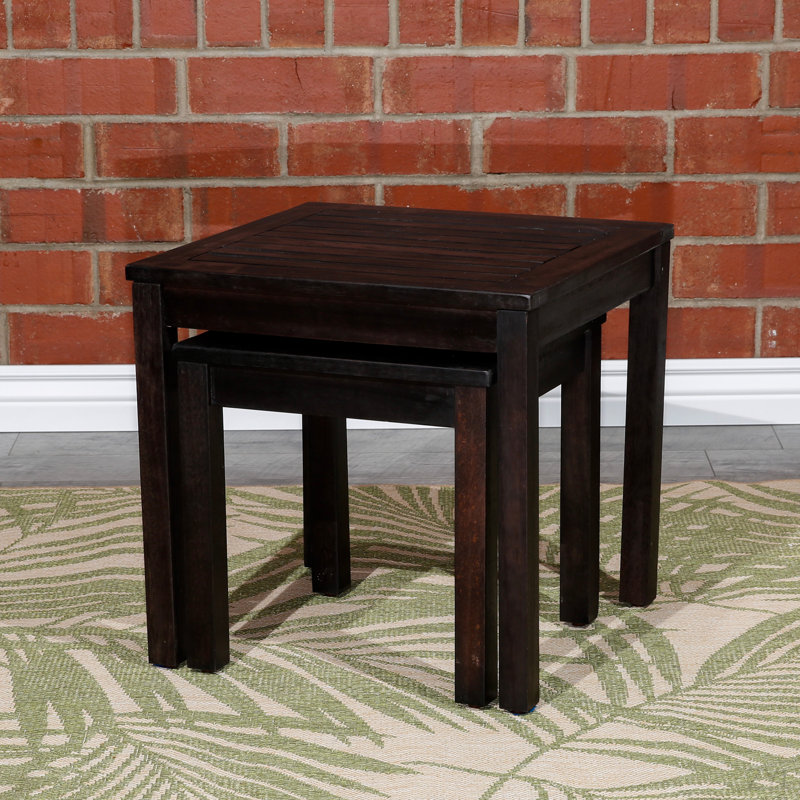 Ensemble de 2 tables gigognes en eucalyptus
