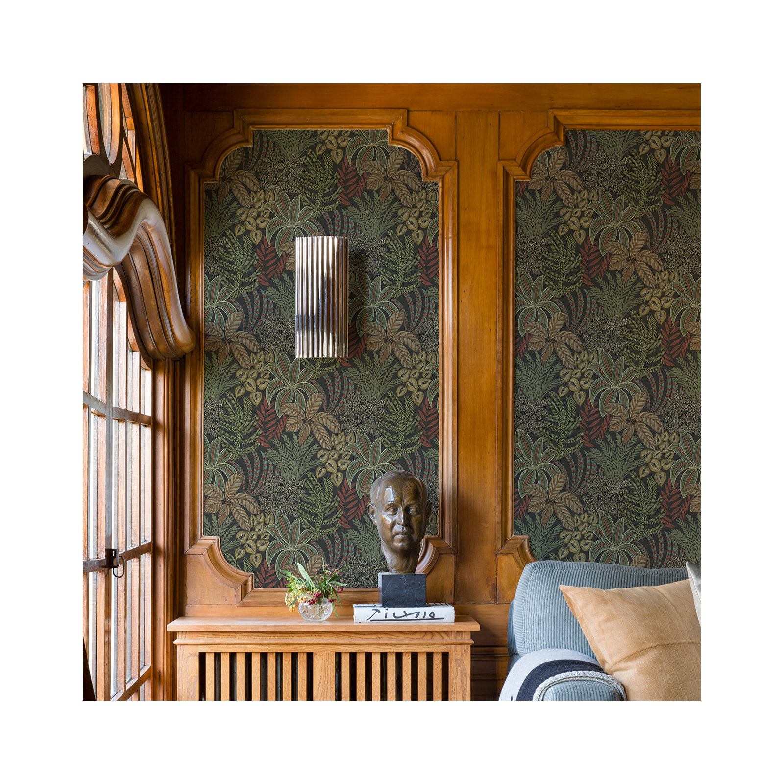 Ackland Floral Wallpaper, Black