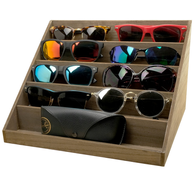Boîte à bijoux avec lunettes de soleil