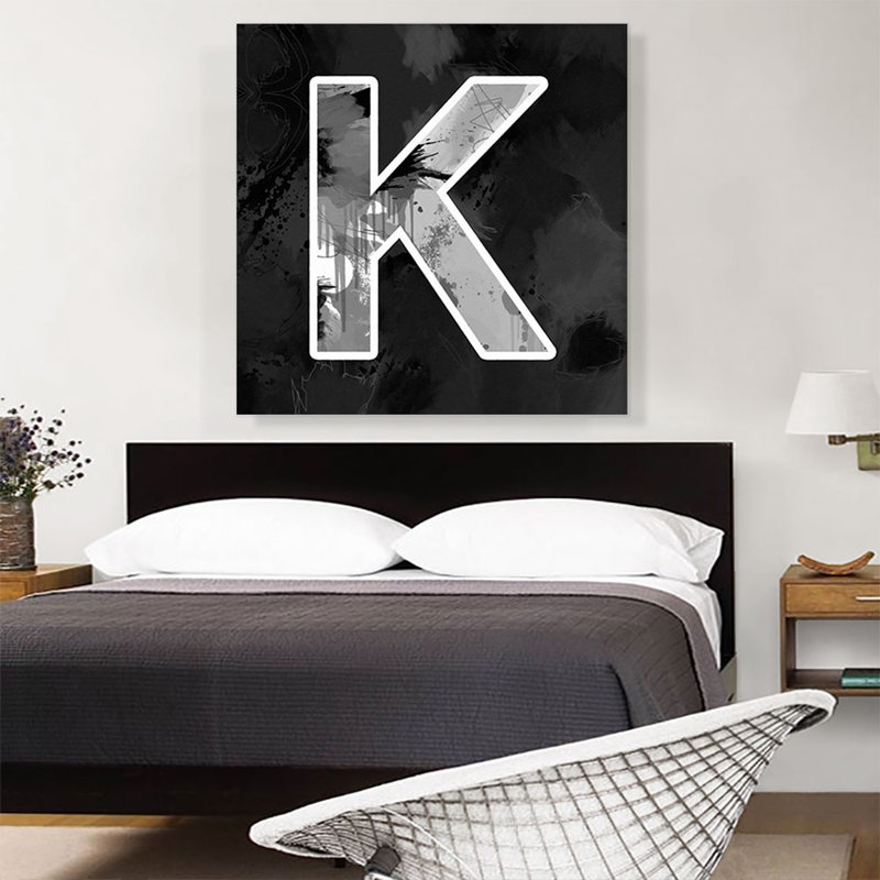 Art moderne noir et blanc, lettre K - impression sur toile tendue, H 36 po x l 36 po x P 0,75 po