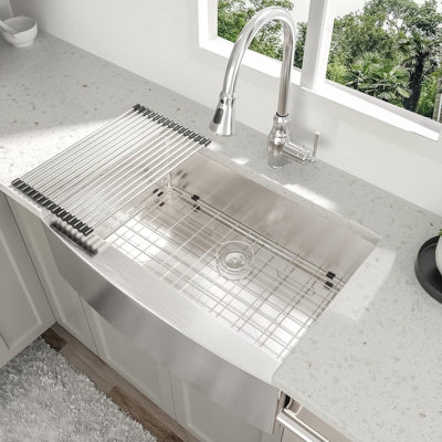 Évier de cuisine à simple cuve en acier inoxydable de calibre 16 L 33 po x l 21 po
