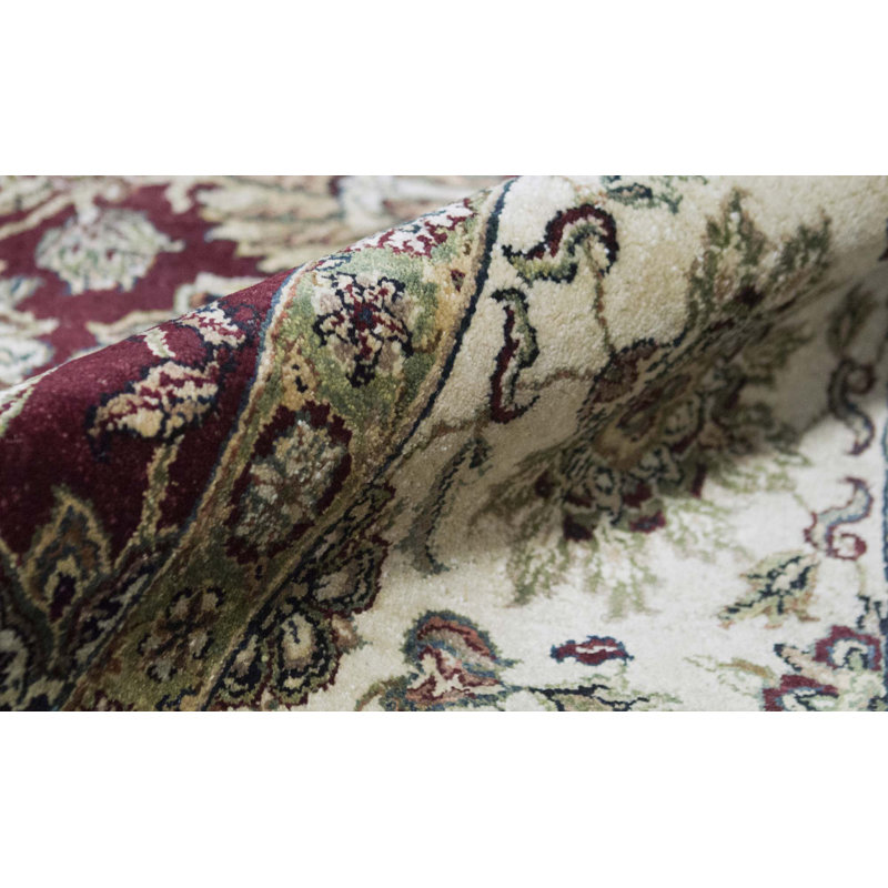 Tapis rouge et crème noué à la main de haute qualité