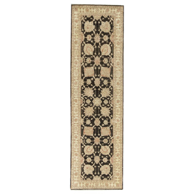 Wool Oriental Area Rug in Black/Cream