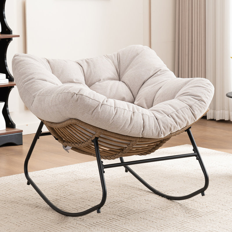 Chaise d'appoint berçante rembourrée Chenille, Blanc cassé