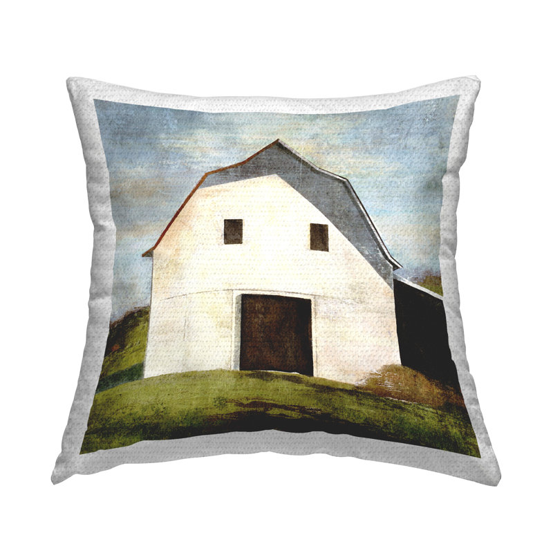 Coussin blanc d'extérieur à imprimé paysage de grange par Suzanne Nicoll