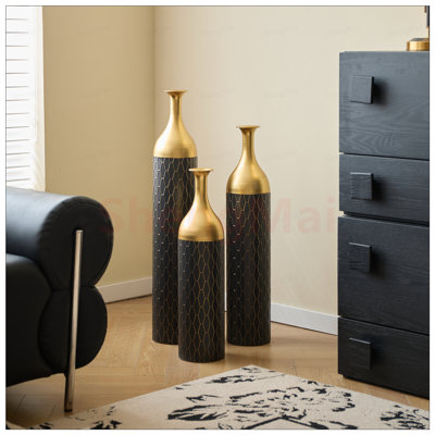 Handcrafted Metal Floor Vase Set, Black and Gold Honeycomb Design for Modern Glam Decor, Ideal for Pampas Grass and Dried Flowers