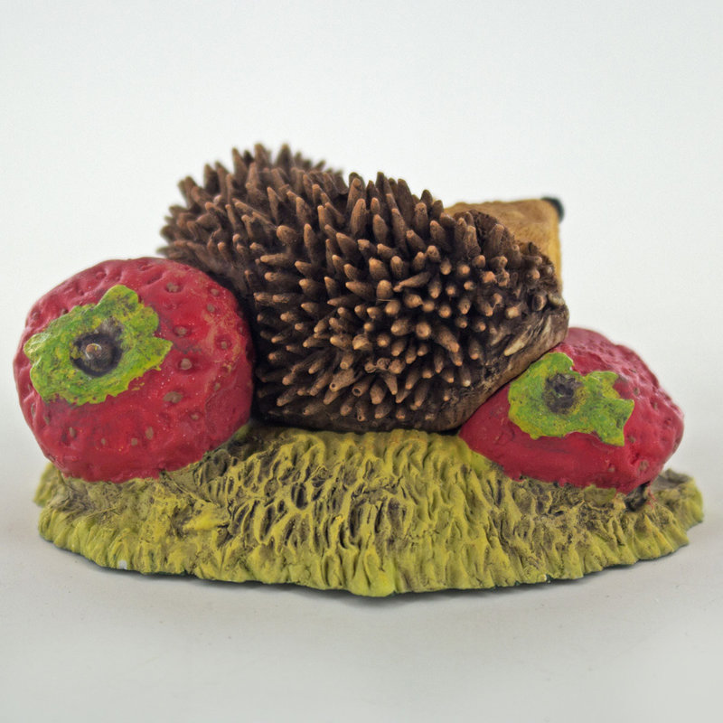Lugenia Animals Figurines & Sculptures