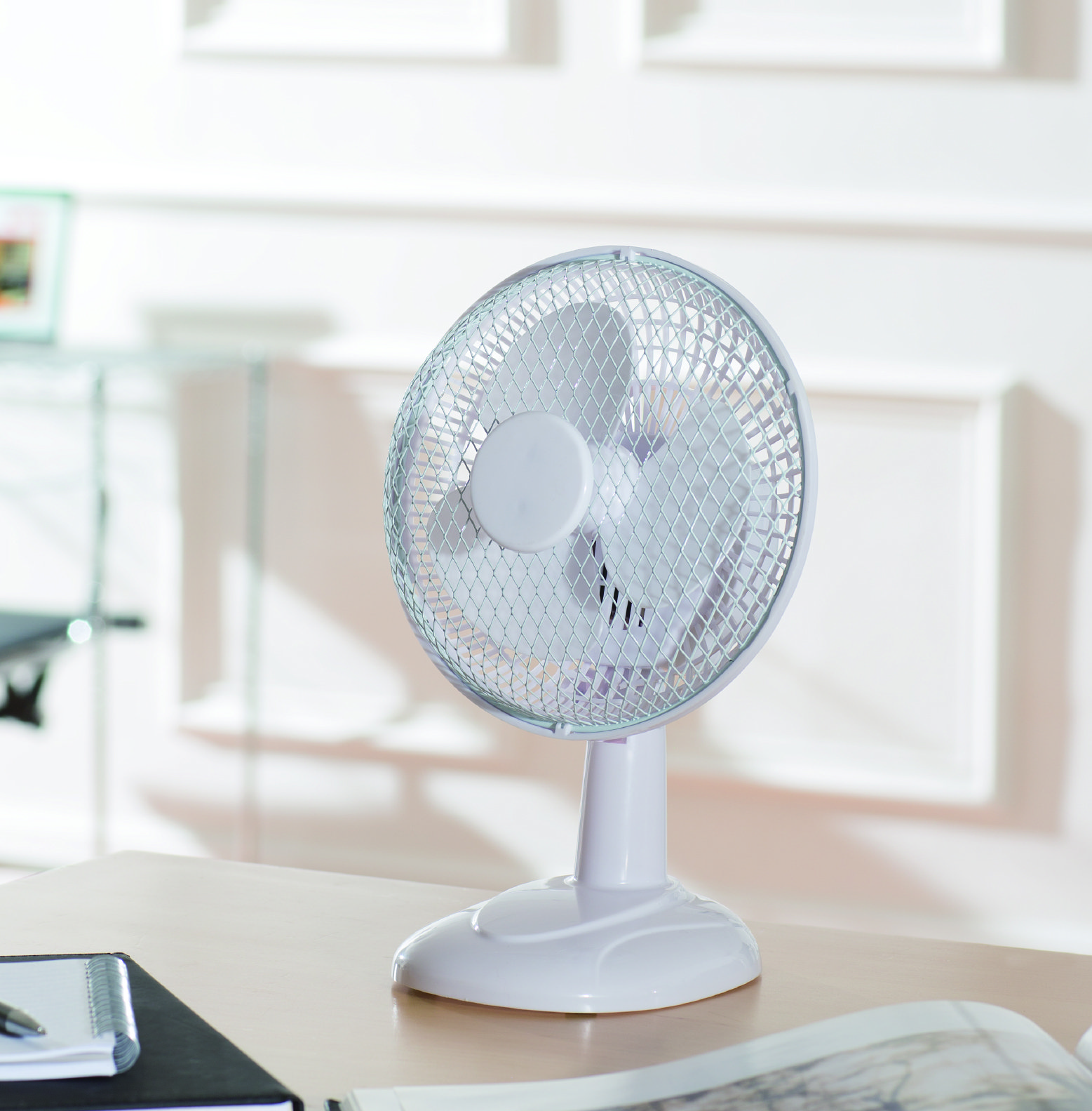 Daewoo Desktop Fan 15.24 cm Personal Fan & Reviews | Wayfair.co.uk