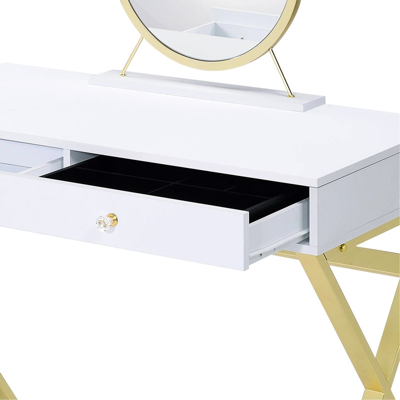 Bureau de meuble-lavabo blanc et doré avec configuration rectangulaire, poignée en cristal, structure en métal, plateau à bijoux avec miroir inclus, garniture coulissante du tiroir central, 2 tiroirs