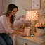 Lampe de table 22 "en forme de cœur en métal empilé en cristal" Ariel "rose / blanc