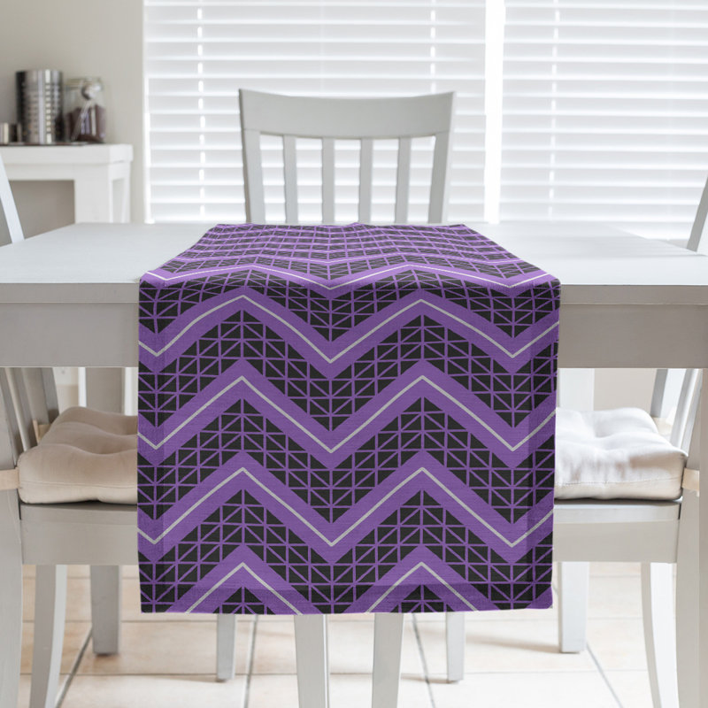 Chemin de table à chevrons à la main classic Stephenie, Mauve Heather / noir, 16 po x 90 po