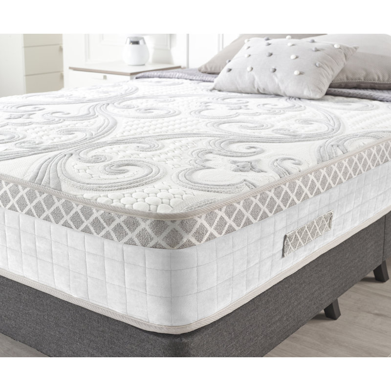 Floral Hybrid 28cm Memory Foam Pocket Spring Mattress Designed For The Ultimate Sleep, Double (4'6)