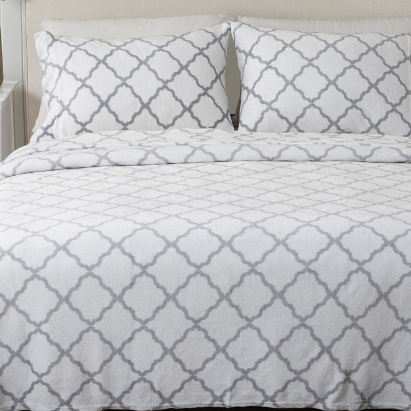 Ultra Soft Micro Plush Velvet Solid Sheet Sets, Lattice White/Gray, King