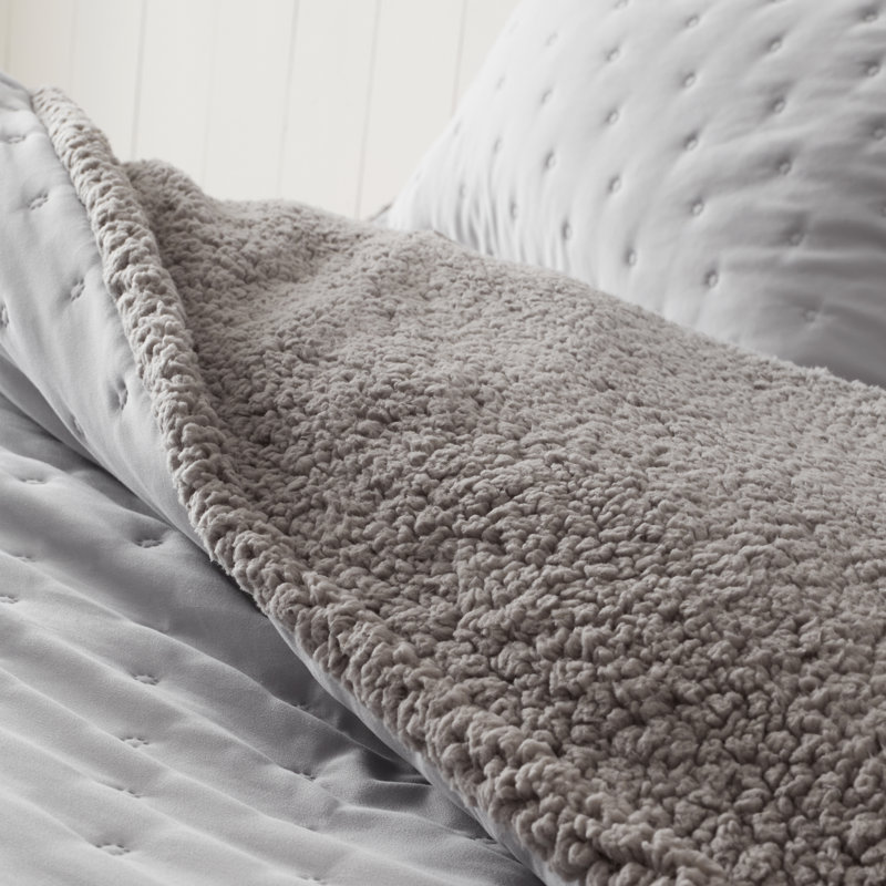 Cosy Nori Soft Sherpa Duvet Cover Set, Super King Duvet Cover + 2 Standard Pillowcases, Silver