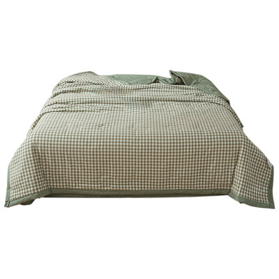 Soft and comfortable quilt Thickened Spring And Fall Quilt Thickened Warm Seasons Quilt Quilt Core Quilt Bedding 59 X 78IN