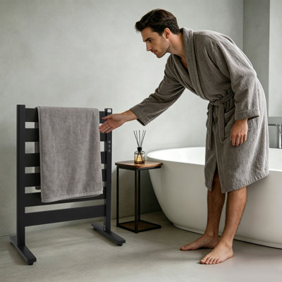Porte-serviettes chauffant à 6 barres avec minuterie et chauffe-serviettes autoportant à température réglable Chauffe-serviettes en aluminium pour accessoires de salle de bain (noir)