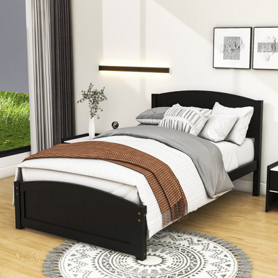  Lit plateforme simple en bois avec tête de lit Elvana