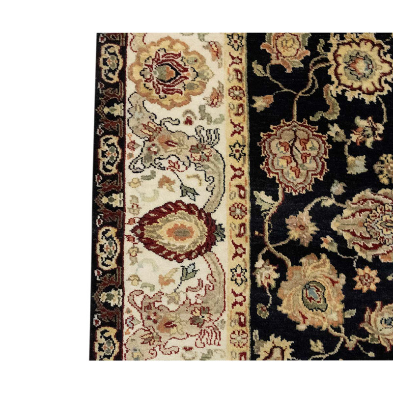 Hand Woven Wool Oriental Area Rug
