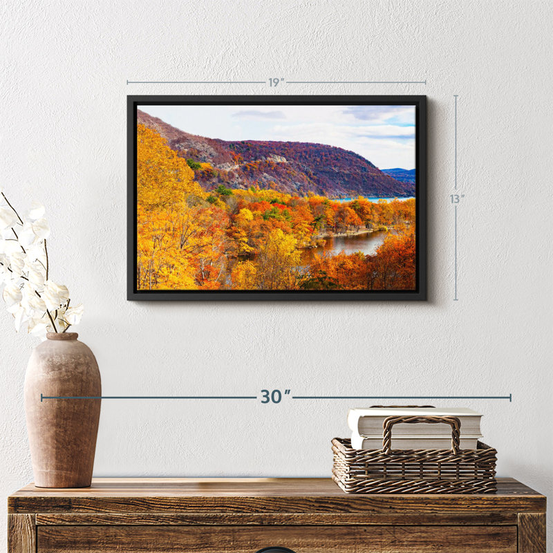 Reproduction sur toile Autumn Bear Mountainscape, H 13 po x l 19 po
