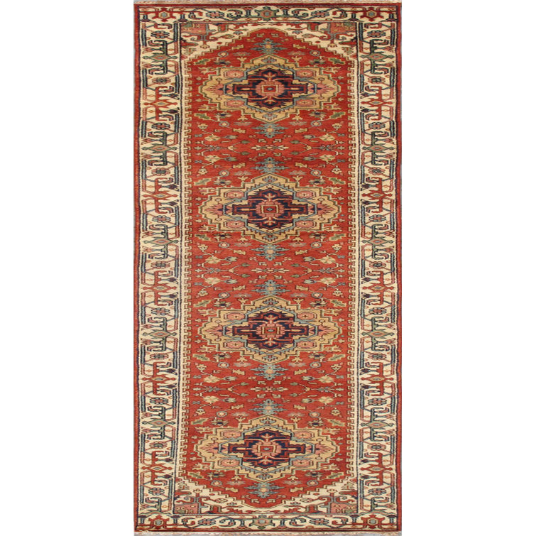 Serapi Hand Knotted Wool Oriental Area Rug in Ivory