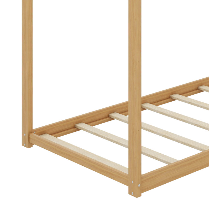 Lit simple en bois