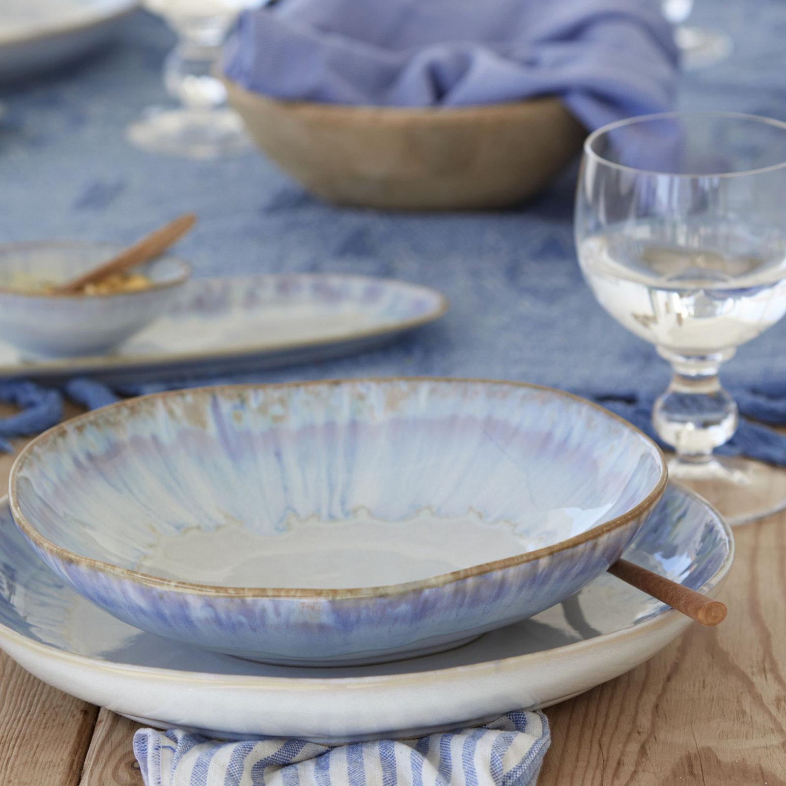 Brisa Handmade Stoneware Dinnerware Set, Ria Blue