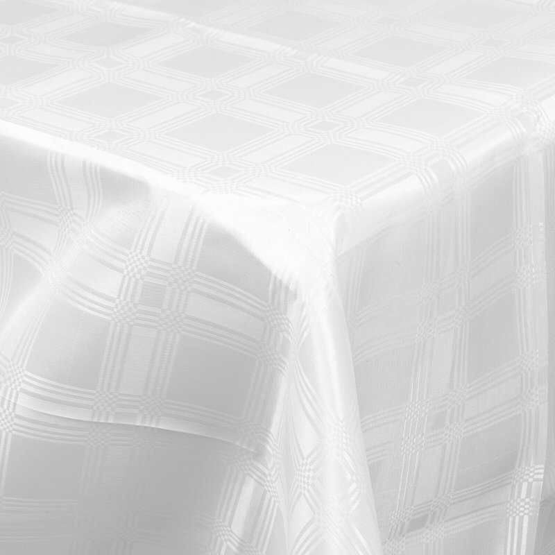 Mosche Tablecloth, White Checkered, 130cm W x 180cm L