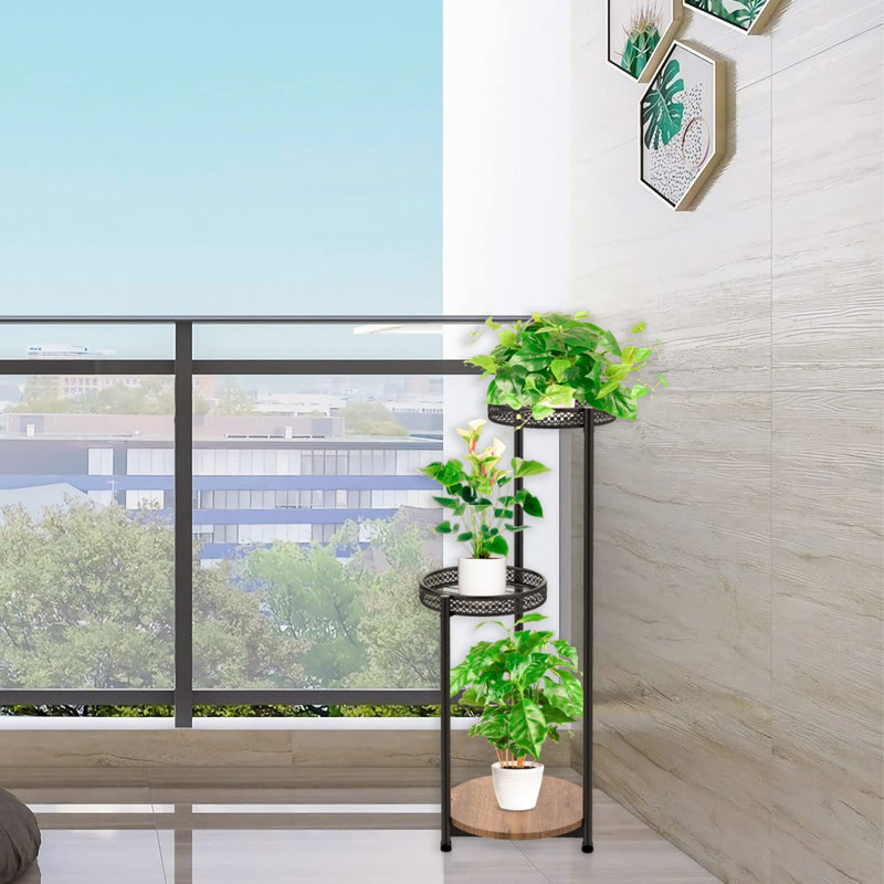 Betzabeth Plant Stand