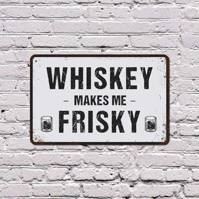 Drôle de whisky «Makes Me Frisky» (paquet de 2) en plastique 8 po x 12 po