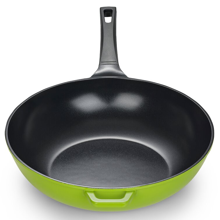 https://assets.wfcdn.com/im/74335818/resize-h755-w755%5Ecompr-r85/4789/47890265/Green+Earth+Wok+by+Ozeri%2C+with+Smooth+Ceramic+Non-Stick+Coating+%28100%25+PTFE+and+PFOA+Free%29.jpg