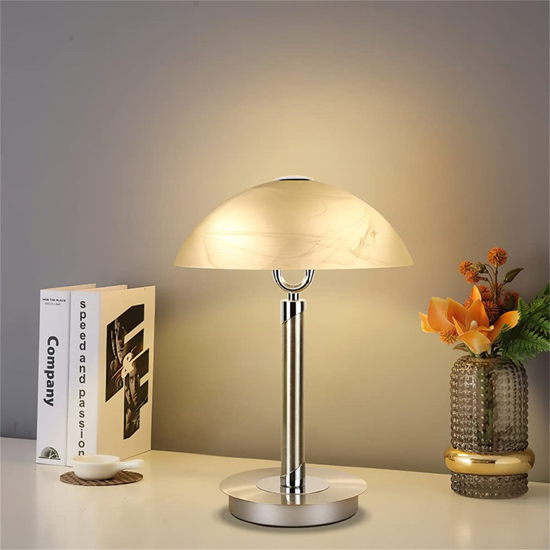 Dacien Metal Table Lamp