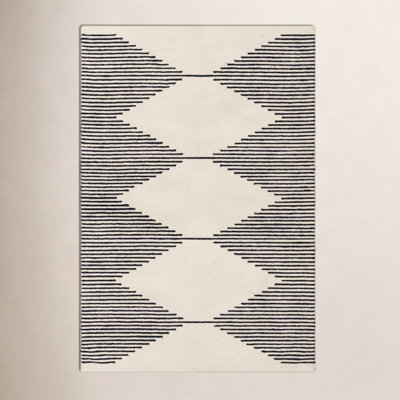 Mueller Hand-Tufted Rug