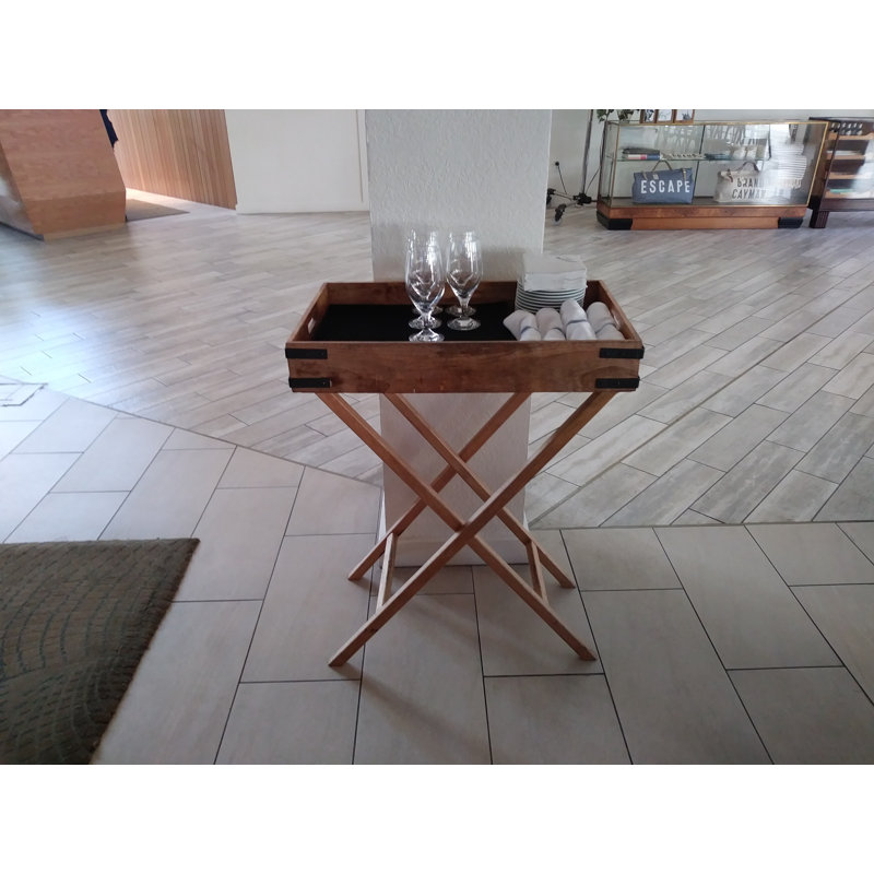 Nico Butler Table