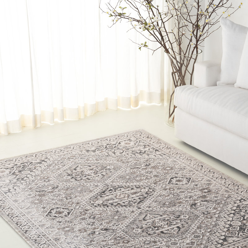 Oriental Indoor Rug, Rectangle 5' x 7'