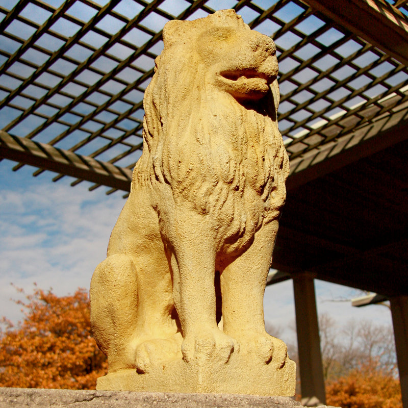 Statue de garde de lion Mcelroy