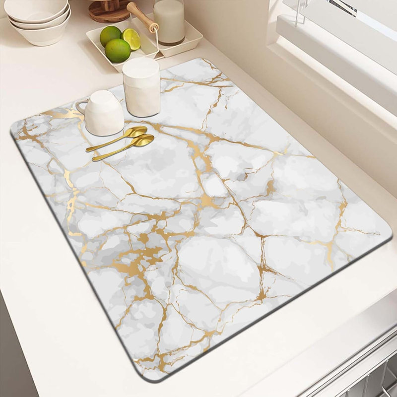 Tapis de vaisselle en marbre blanc pour comptoir de cuisine, tapis de vaisselle doré avec base en caoutchouc antidérapant, tapis d'évier de cuisine absorbant avec décor d'art moderne (1 pièce 18 po x 16 po)