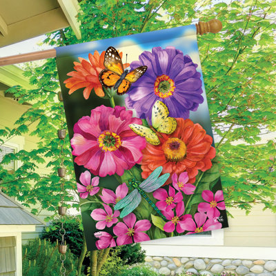 Drapeau de Zinnias In Bloom Spring House