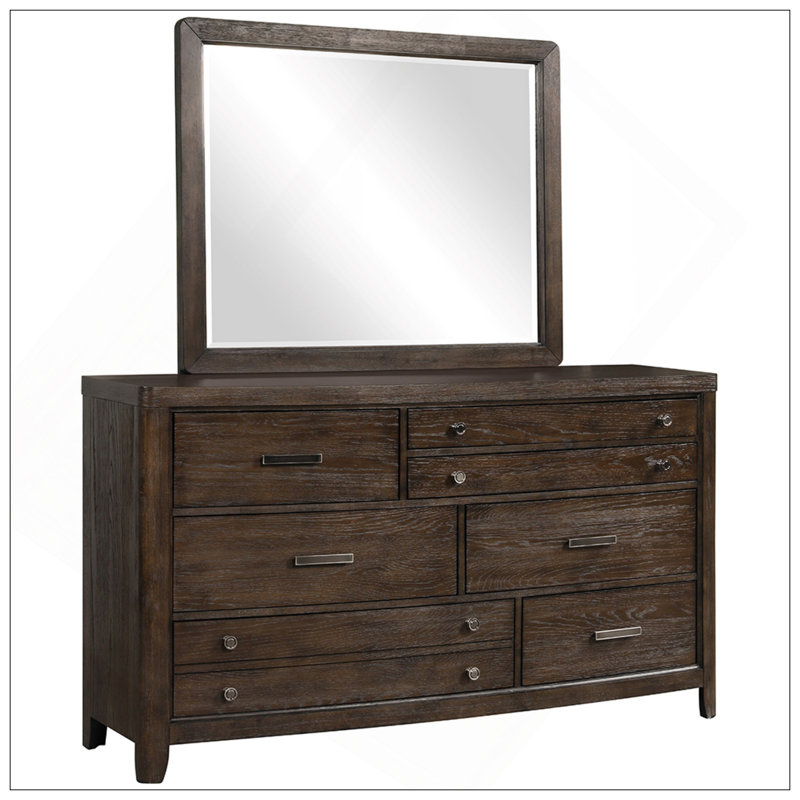 Commode antique brun avec tiroirs en cèdre
