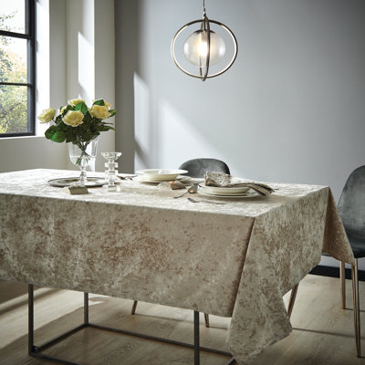 Crushed Velvet Table Cloth