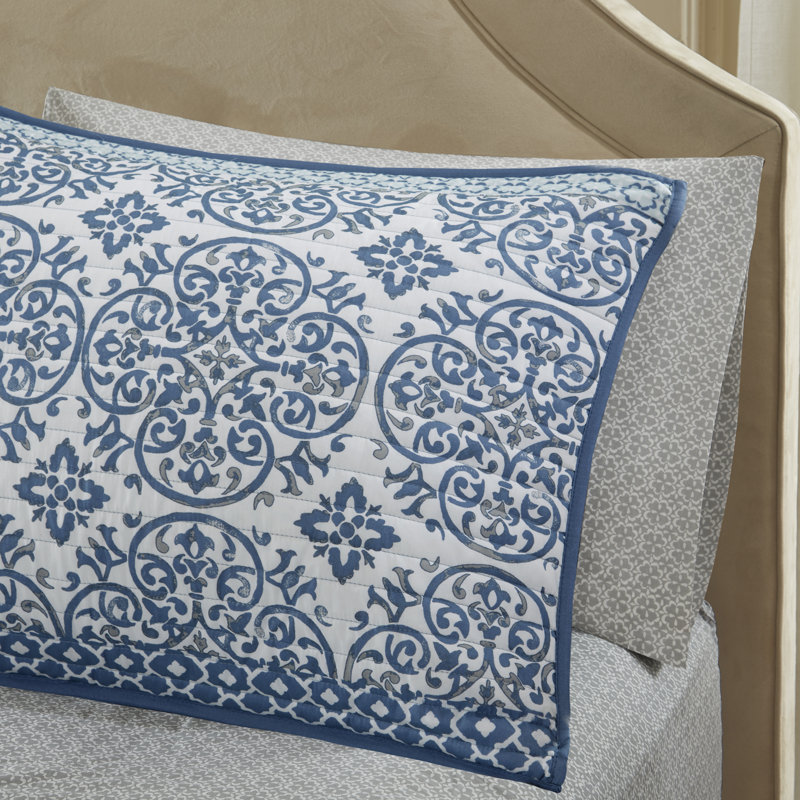 Blue Geometric Reversible Cotton Full Quilt Set