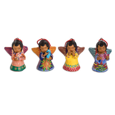 Ensemble de 4 figurines suspendues en céramique