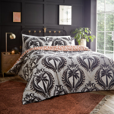 Laucala Cotton Blend Damask Duvet Cover Set with Pillowcases Included